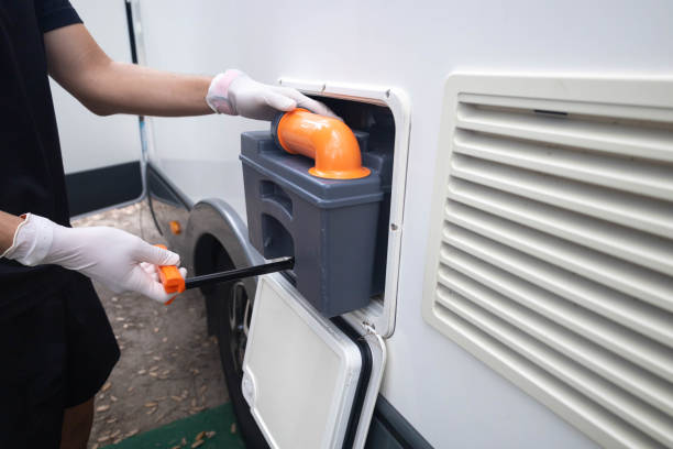 Best Wedding porta potty rental  in Fredericksburg, IA